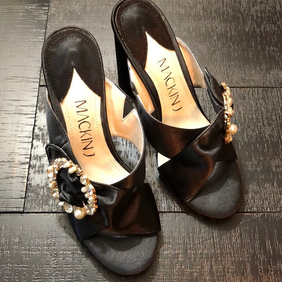 LAST ONE!  SIZE 7.5 NEW Black High Heels! - Picture 4 of 8